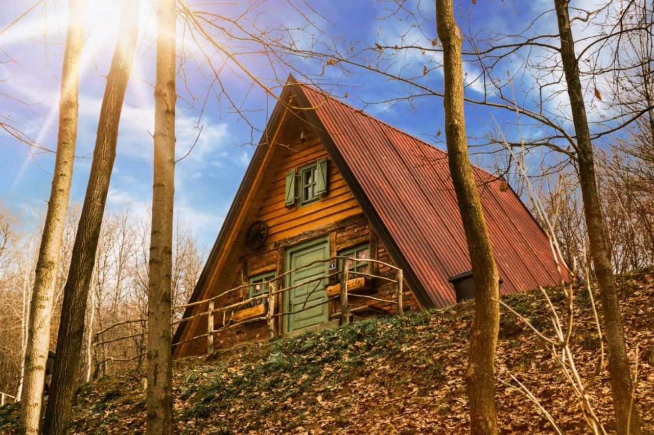 Etno Village Dolina Srece Vitez Ngoại thất bức ảnh