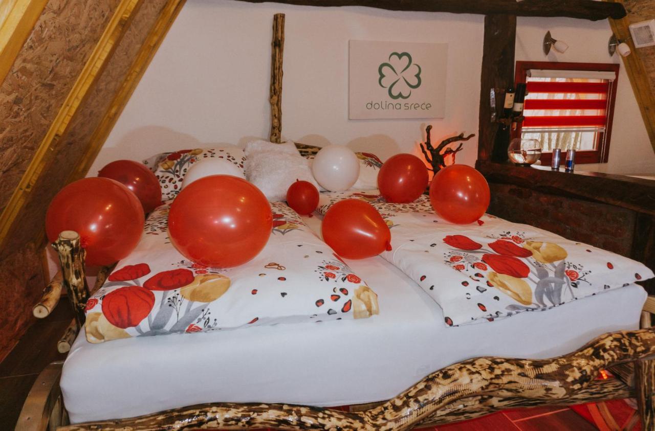 Etno Village Dolina Srece Vitez Ngoại thất bức ảnh