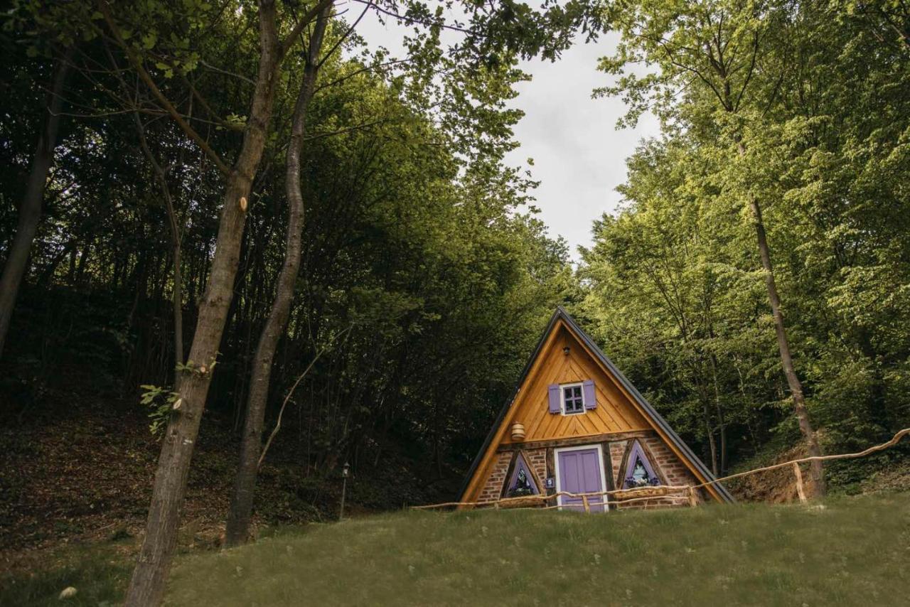 Etno Village Dolina Srece Vitez Ngoại thất bức ảnh